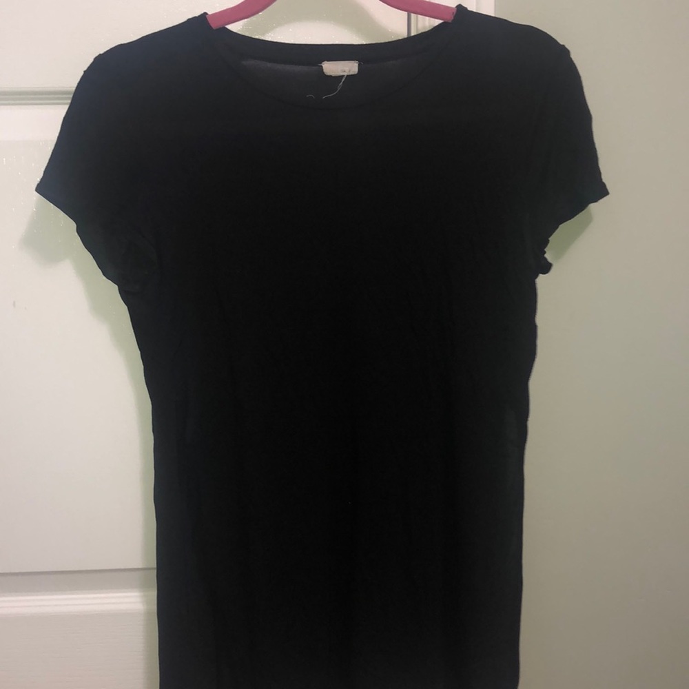Long black T-shirt